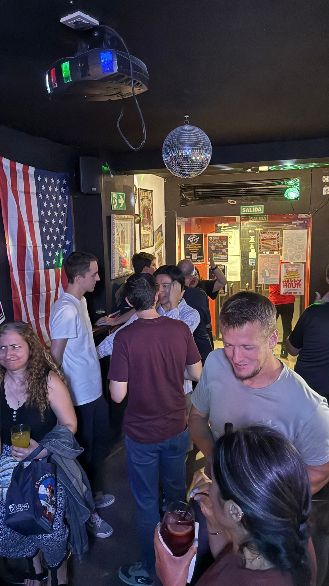 Gato Cool Interior 5